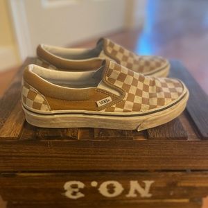 Vans size 7 women’s /5.5 Men’s
